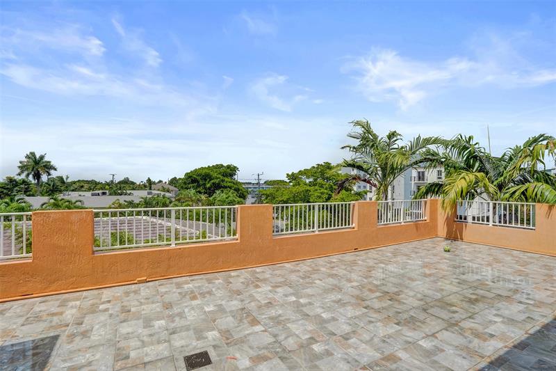 Image 43 of 54 For 624 29th Dr  A