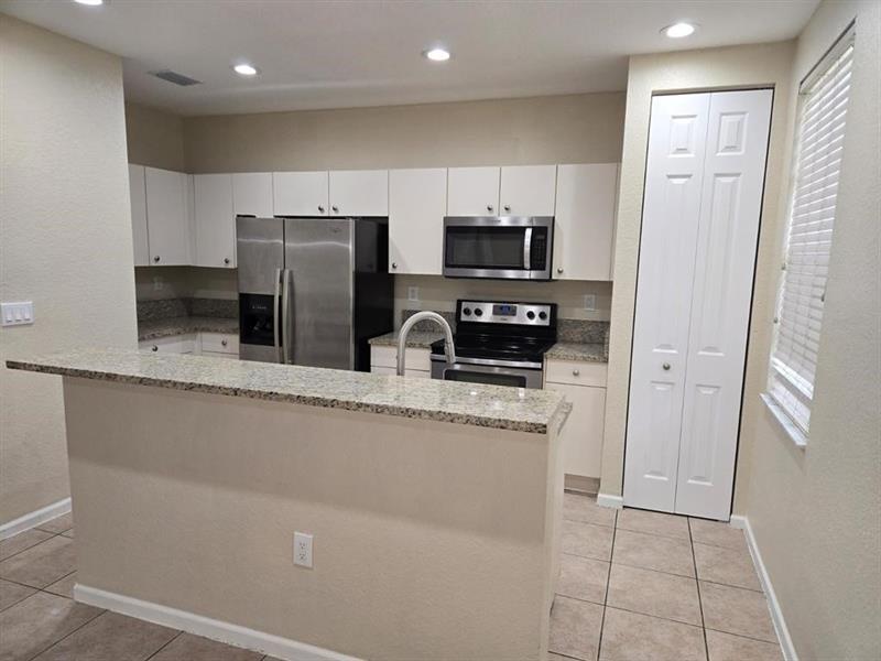 Image 4 of 17 For 8433 25th Ct  102