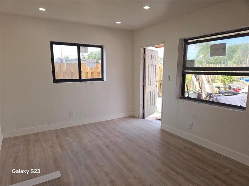 Image 6 of 8 For 220 27th Ave  1-3