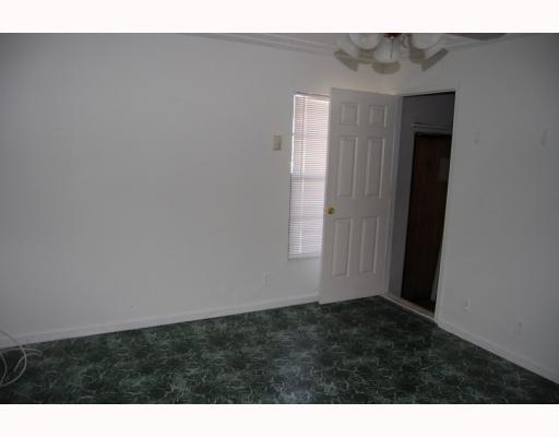 Image 5 of 7 For 901 78th Ave