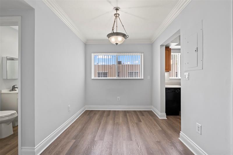 Image 8 of 16 For 9930 Collins Ave  3