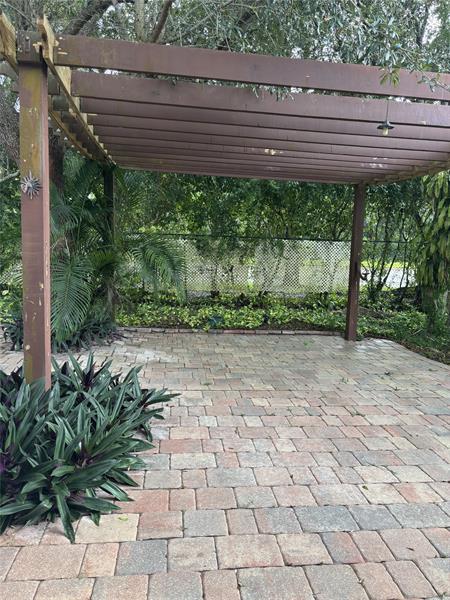 Image 21 of 23 For 10400 24th Ct