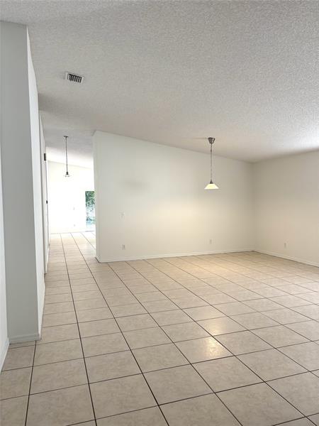 Image 7 of 17 For 10400 24th Ct