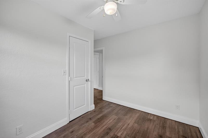 Image 25 of 45 For 1141 25th Ave