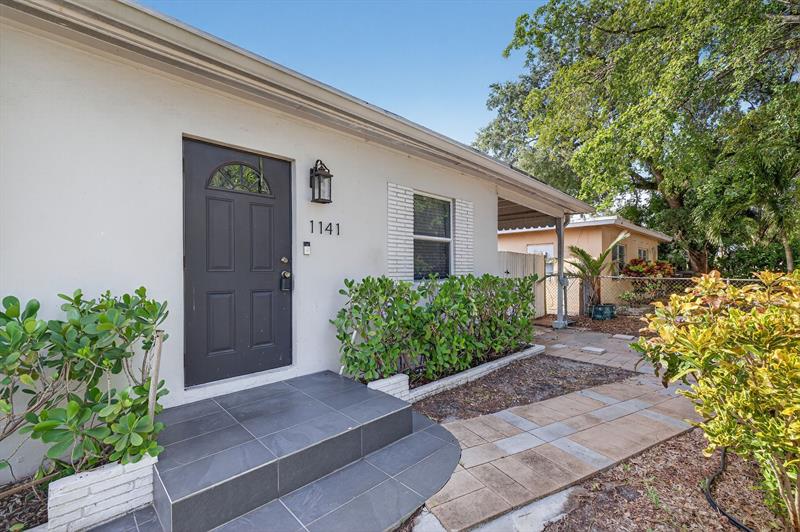 Image 6 of 45 For 1141 25th Ave