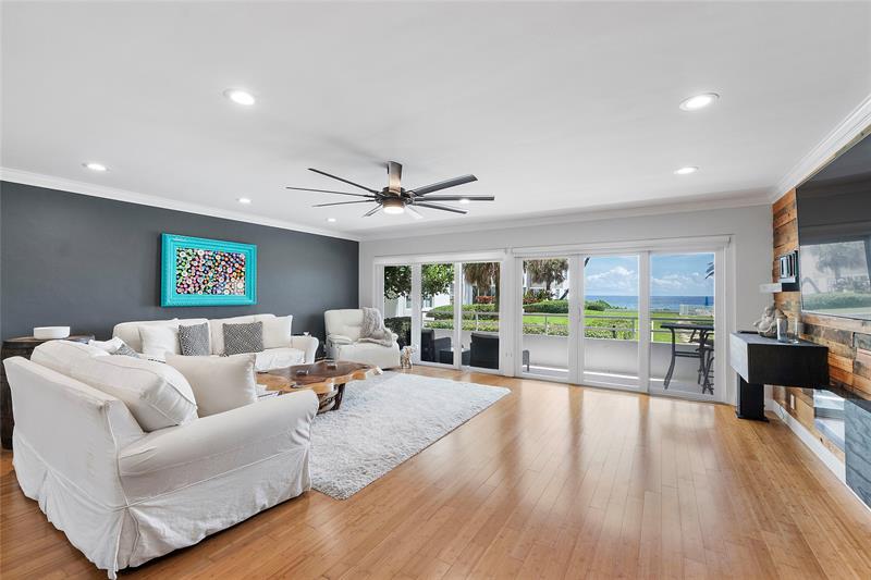 Image 23 of 66 For 2701 Ocean Blvd  15
