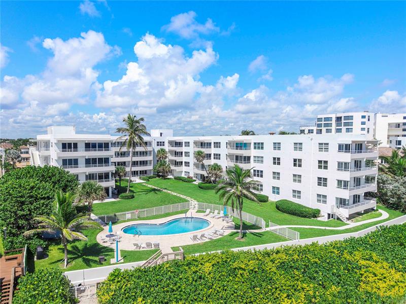Image 44 of 66 For 2701 Ocean Blvd  15