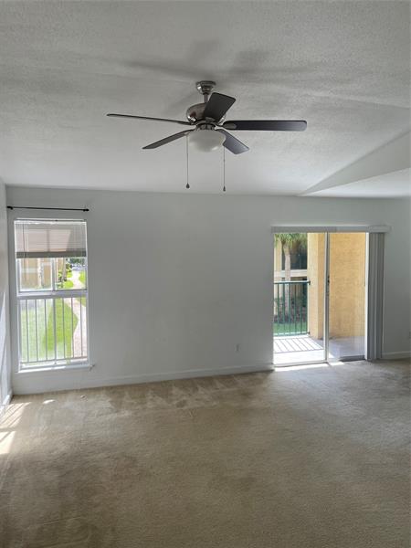 Image 11 of 25 For 799 Riverside Dr  1023