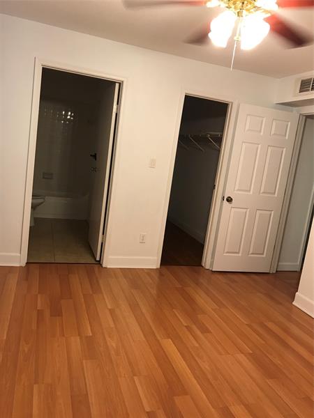 Image 20 of 25 For 799 Riverside Dr  1023