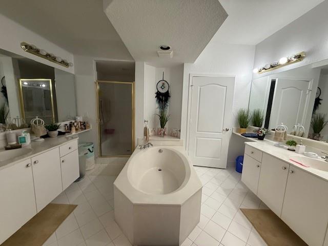 Image 17 of 20 For 10700 66 St  302