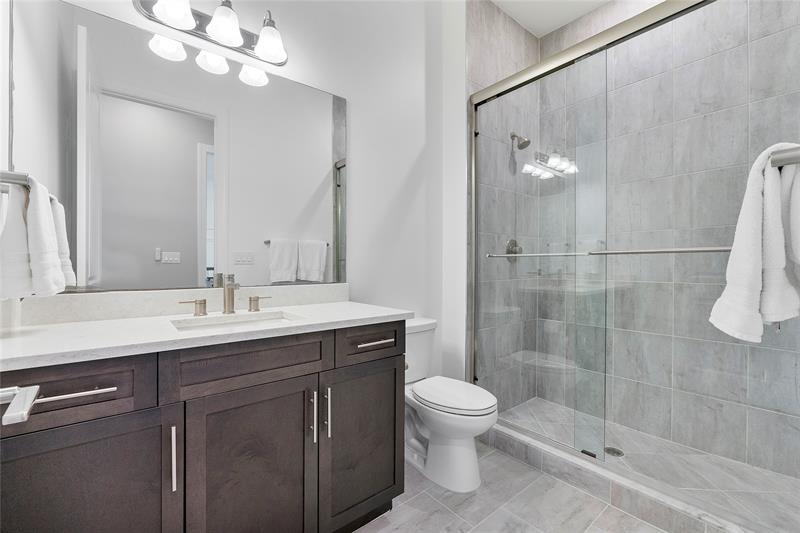 Image 45 of 82 For 9025 Parkland Bay Dr