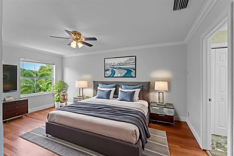 Image 13 of 44 For 7803 70th Ave