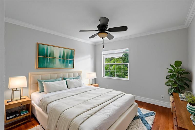 Image 22 of 44 For 7803 70th Ave