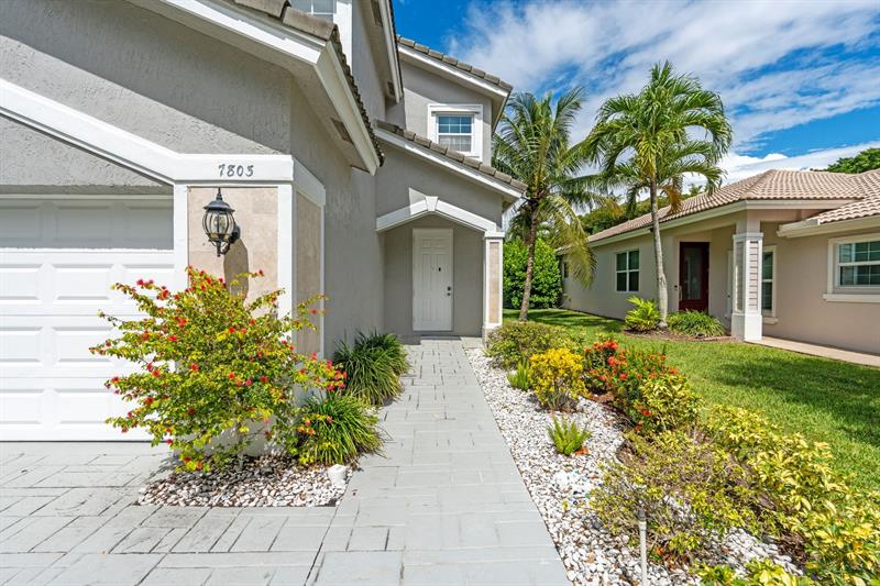 Image 33 of 44 For 7803 70th Ave