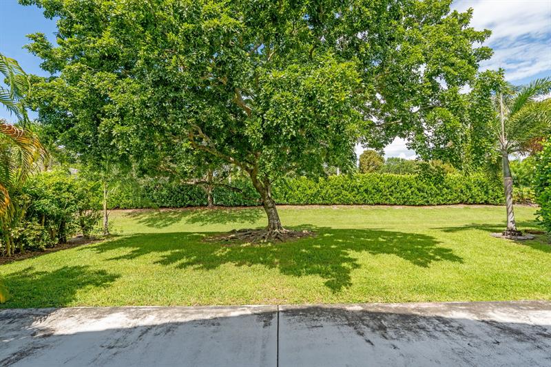 Image 38 of 44 For 7803 70th Ave