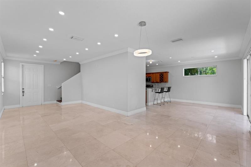 Image 4 of 44 For 7803 70th Ave