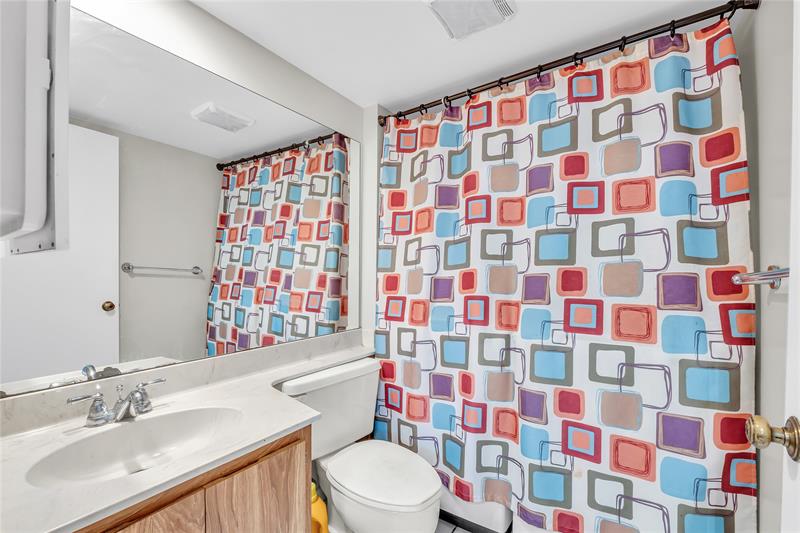 Image 13 of 31 For 9104 Sw 19 Place  A