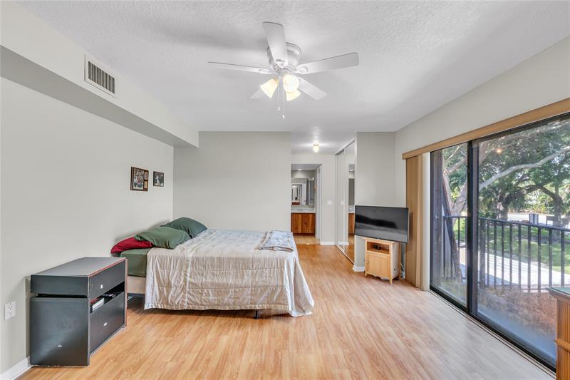 Image 18 of 31 For 9104 Sw 19 Place  A