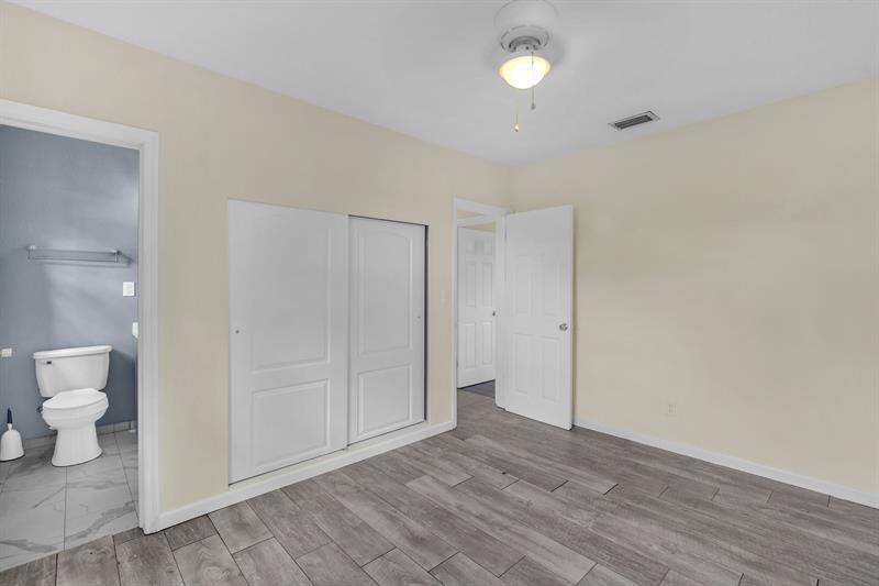 Image 14 of 20 For 2221 67th Ave