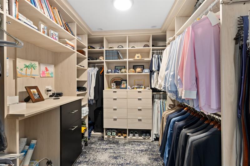 Image 21 of 53 For 1532 12th St  302