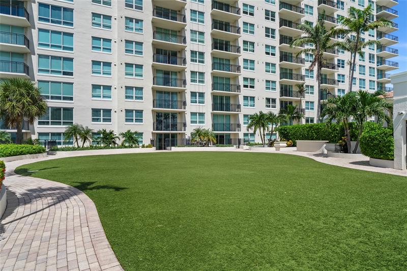 Image 29 of 50 For 610 Las Olas Blvd  721n