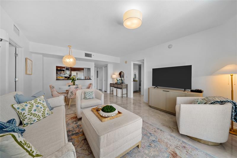 Image 3 of 50 For 610 Las Olas Blvd  721n