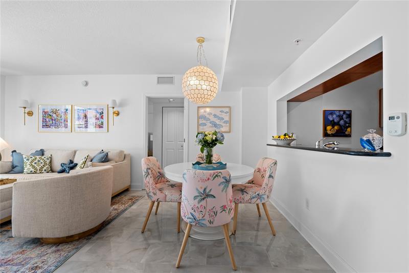 Image 7 of 50 For 610 Las Olas Blvd  721n