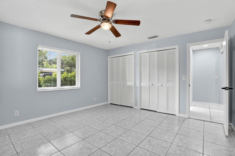 Image 16 of 31 For 10071 36th St