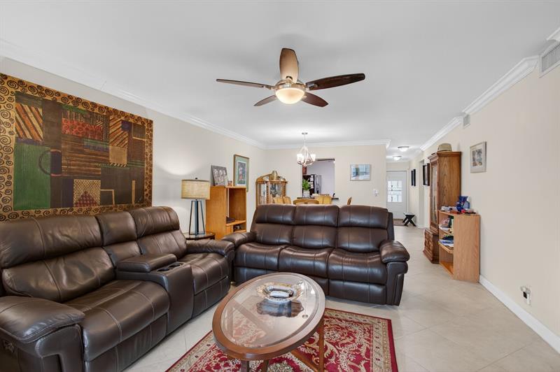 Image 29 of 67 For 19000 Stewart Cir  4