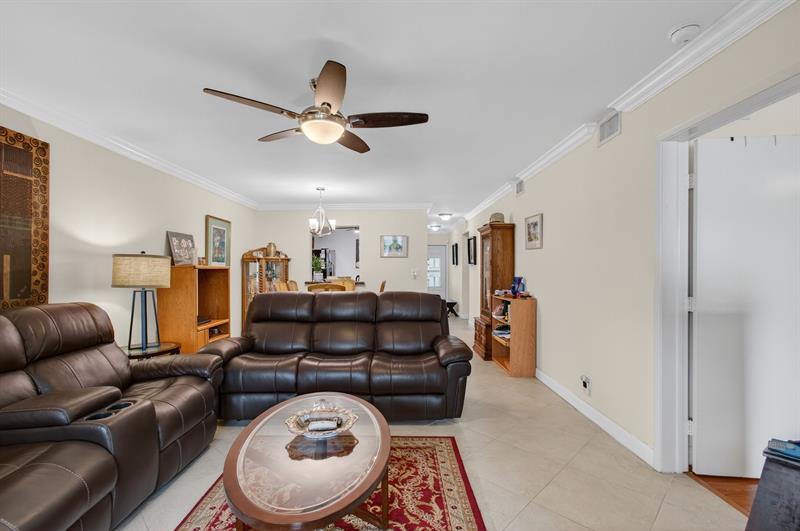 Image 30 of 67 For 19000 Stewart Cir  4