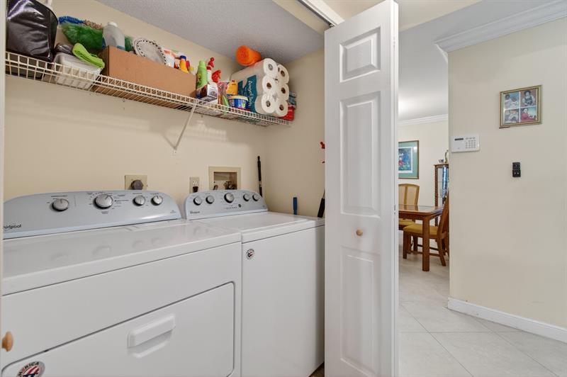 Image 34 of 67 For 19000 Stewart Cir  4