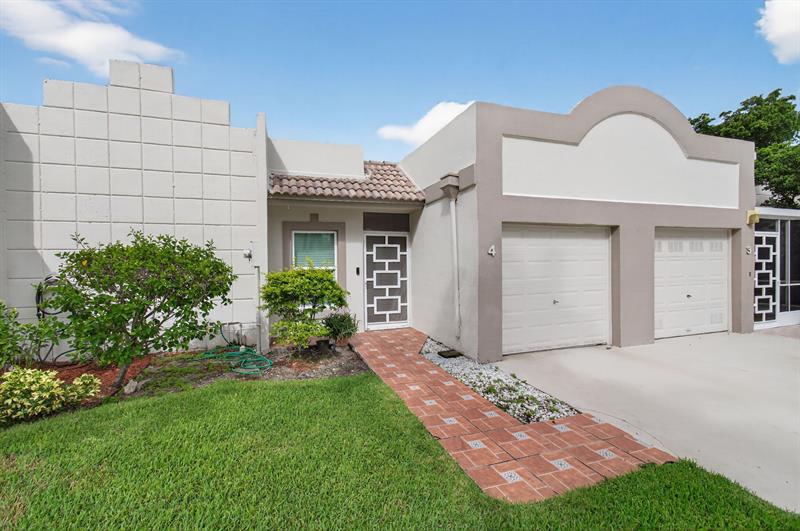 Image 7 of 67 For 19000 Stewart Cir  4