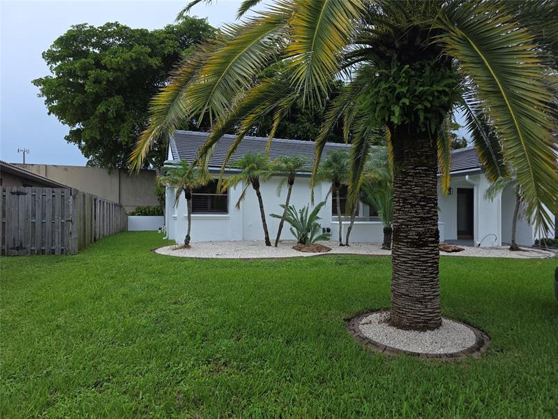 Details for 6701 Wedgewood Ave, Davie, FL 33331