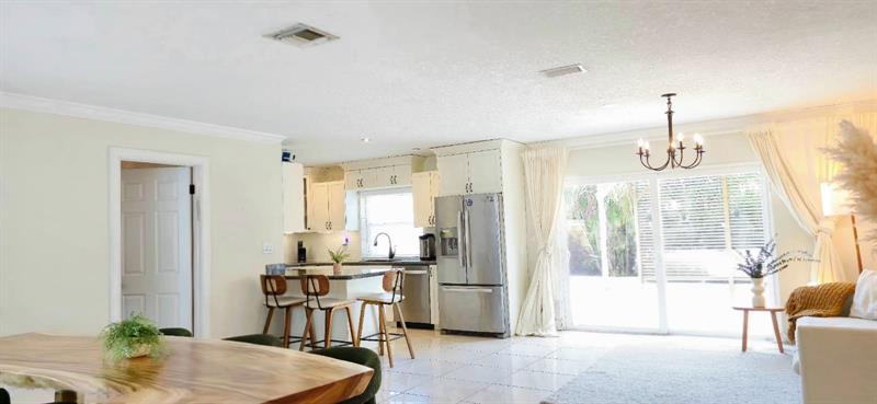 Image 10 of 31 For 10253 50th St