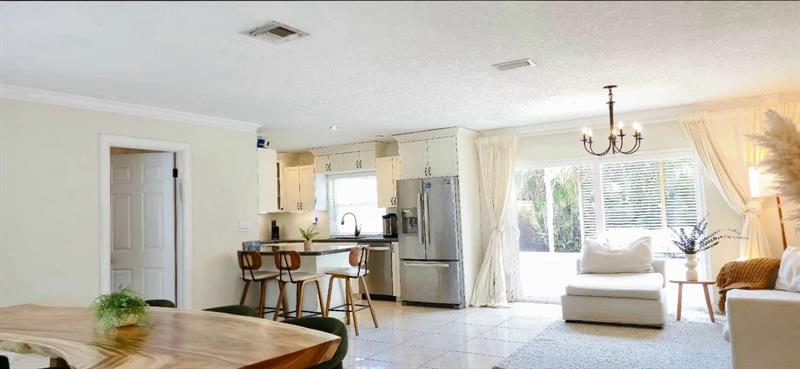 Image 11 of 31 For 10253 50th St