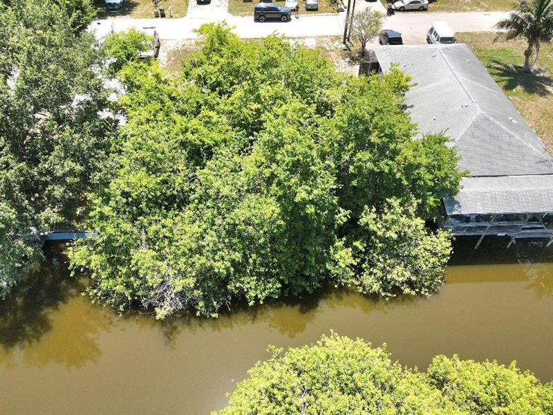 Image 4 of 4 For 1211 9th St  