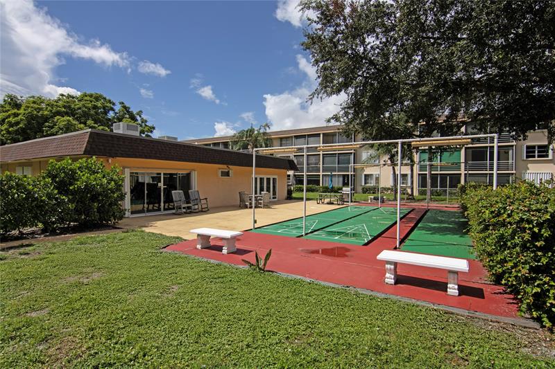 Image 25 of 37 For 4500 Federal Hwy  158g