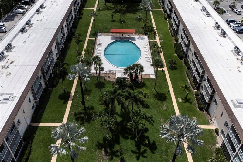 Image 26 of 37 For 4500 Federal Hwy  158g