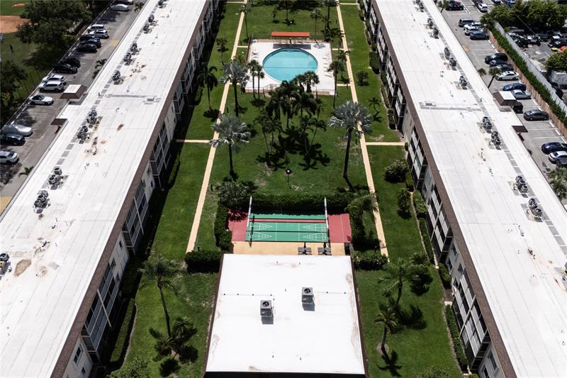 Image 29 of 37 For 4500 Federal Hwy  158g