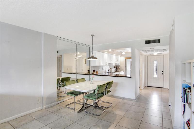 Image 6 of 37 For 4500 Federal Hwy  158g