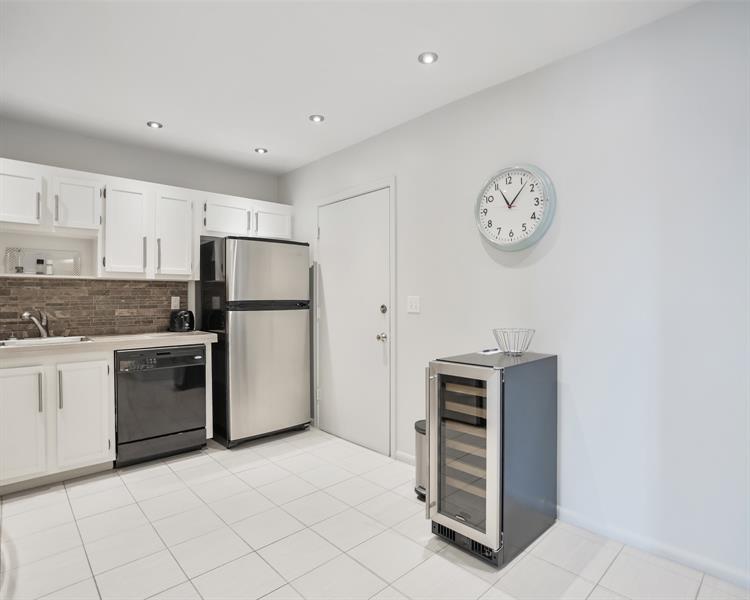 Image 11 of 21 For 4751 21st St  604