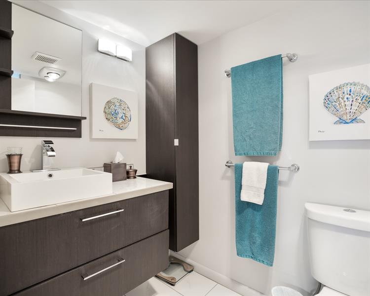 Image 6 of 21 For 4751 21st St  604