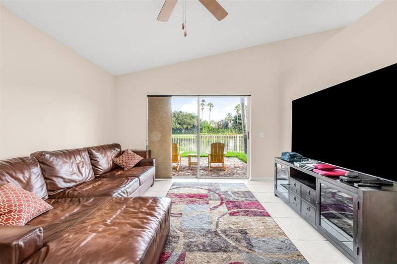 Image 17 of 24 For 9523 Fox Trot Ln