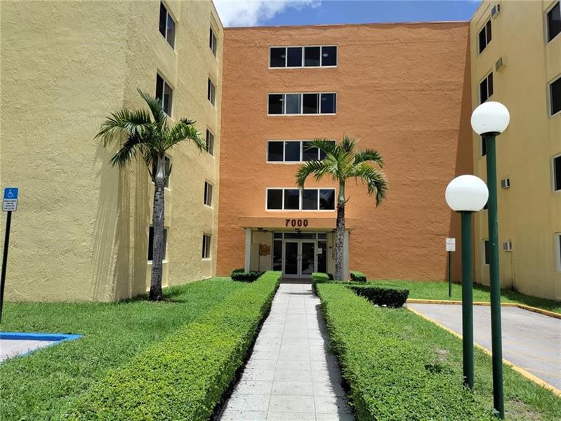 Image 18 of 21 For 7000 186th St  4-325