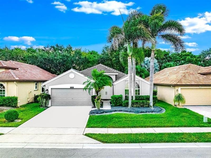 Details for 7638 Charing Cross Ln, Delray Beach, FL 33446