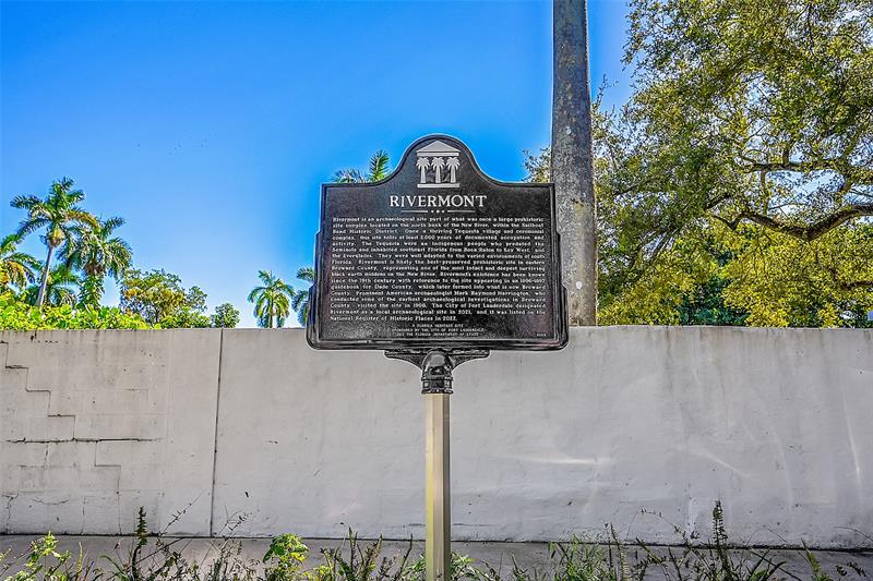 Image 17 of 20 For 1027 Tequesta St  2