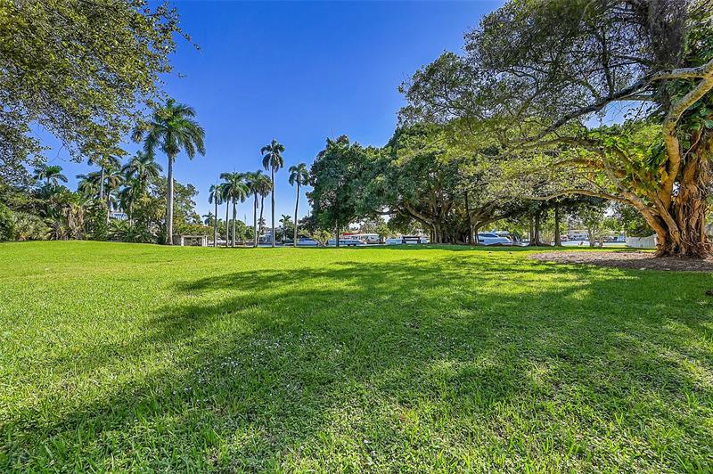 Image 18 of 20 For 1027 Tequesta St  2