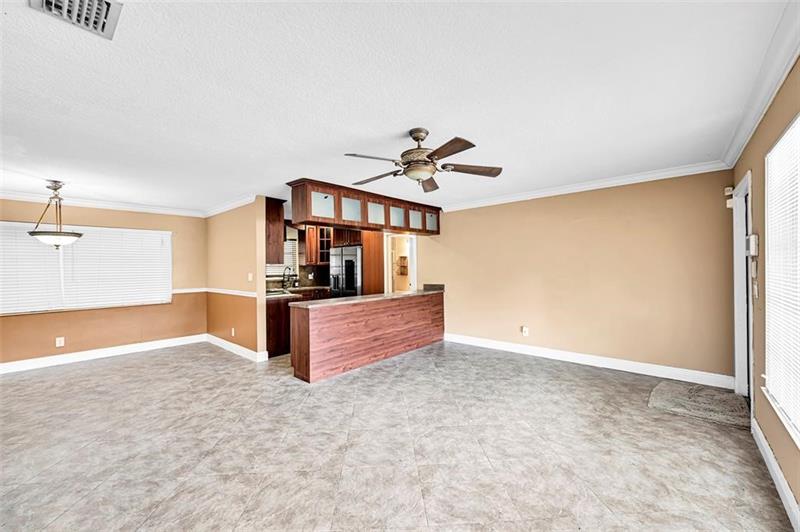 Image 12 of 29 For 1390 39th St