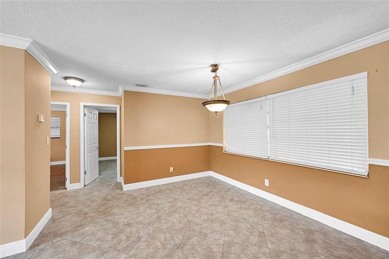Image 13 of 29 For 1390 39th St