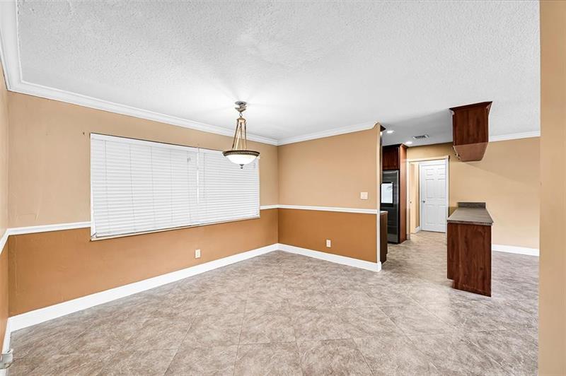 Image 15 of 29 For 1390 39th St